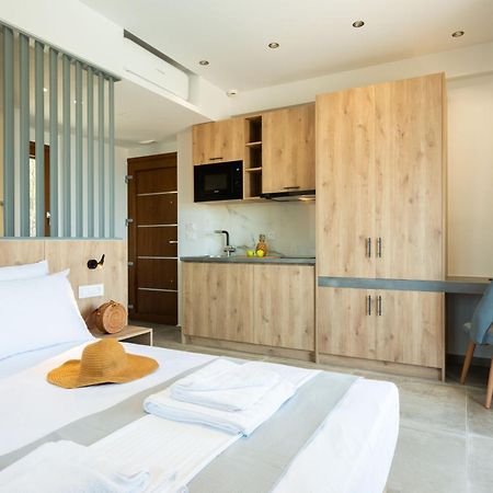 סיבוטה Neoma Luxury Residence - Adults Only מראה חיצוני תמונה
