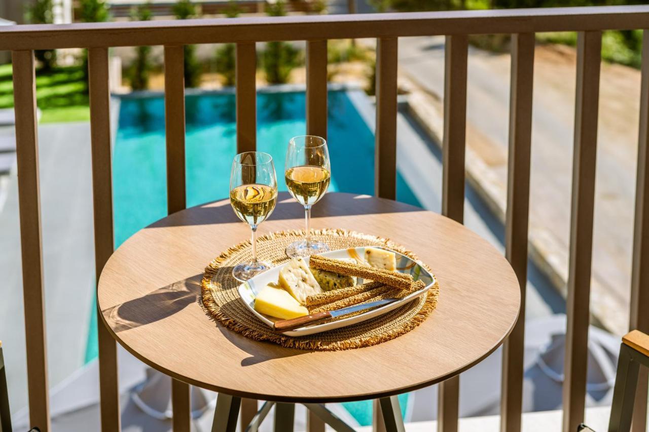 סיבוטה Neoma Luxury Residence - Adults Only מראה חיצוני תמונה