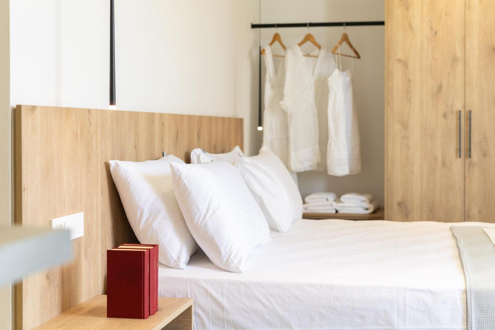 סיבוטה Neoma Luxury Residence - Adults Only מראה חיצוני תמונה